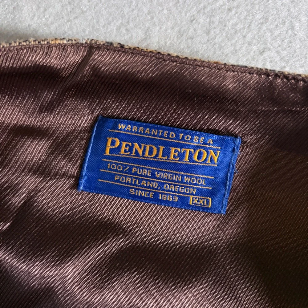 Pendleton Mens XXL Wool Vest Southwestern Aztec Geometric Brown Concho Button